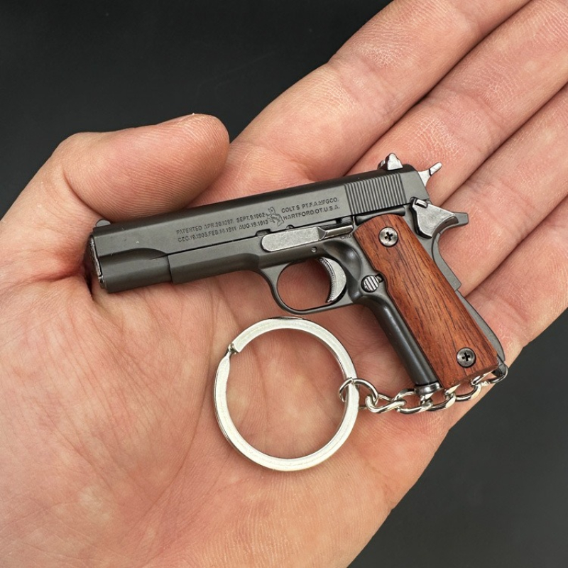 Collector's Edition 1:3 Mini 1 - đánh giá và giá Furniture Hardware Brass
